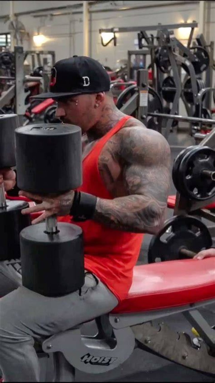Devin Physique weight