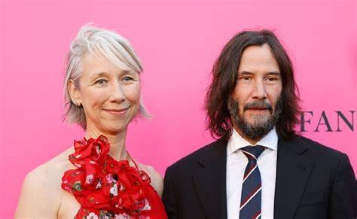Did Keanu Reeves Just Confirm What We'd Always Hoped About His Relationship With Winona Ryder?