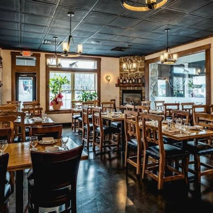 Discovering The Charm And Flavor Of Stone House Grill