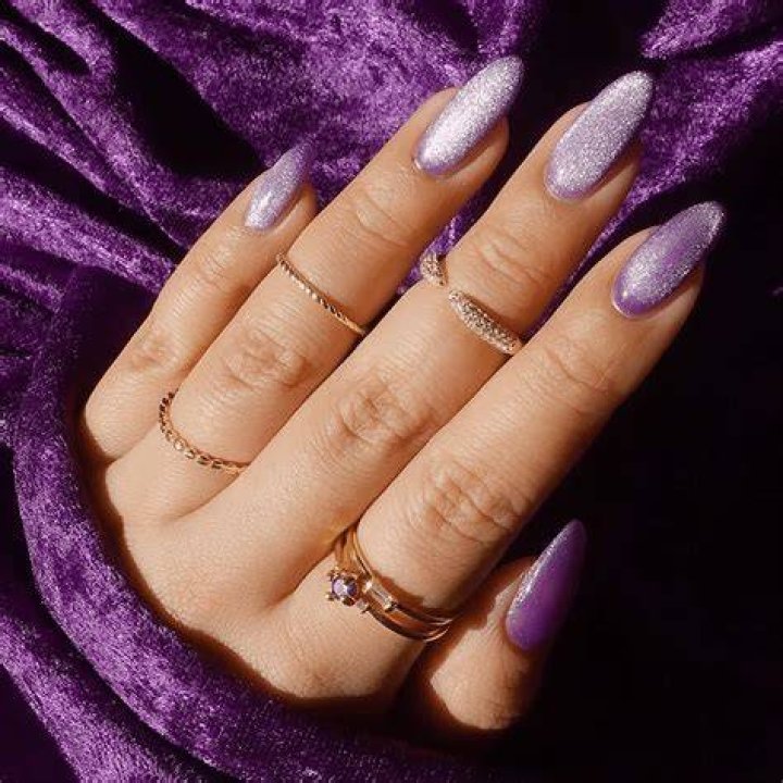 Discovering The Vibrant World Of Hue Nail Club
