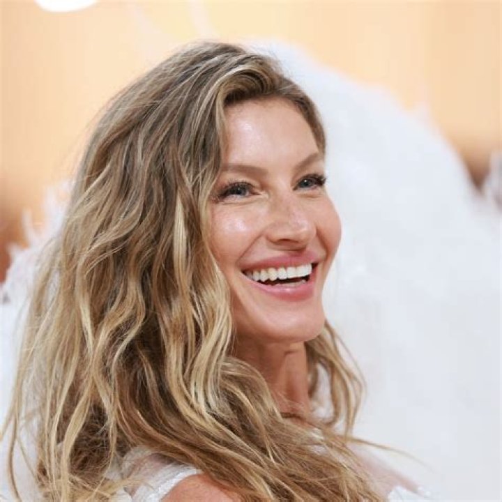“Don’t Put Them in a Jail”: Learning From Divorce After 13 Years, Gisele
Bündchen Reveals Secret to Happiness