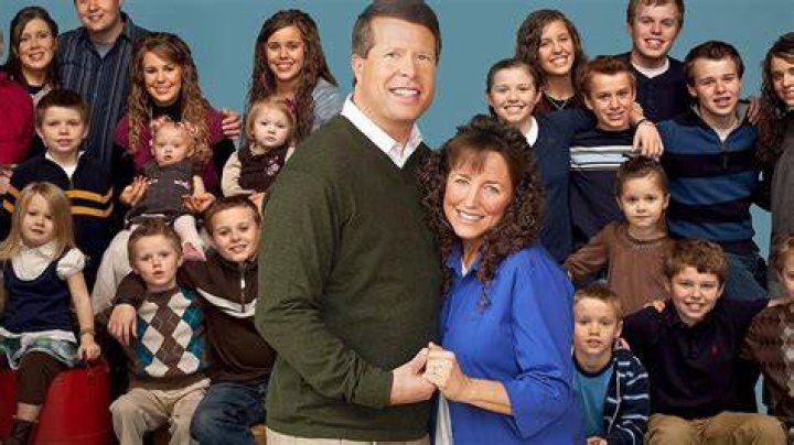 Duggars' TLC show '19 Kids and Counting' canceled