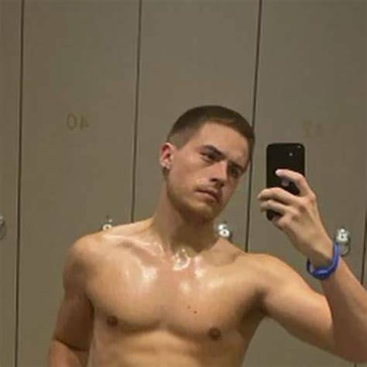Dylan Penn Naked! See the Pics!