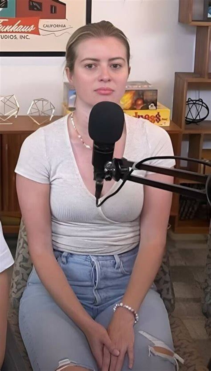 Elyse Willems: A Comprehensive Look At The Gaming Influencer