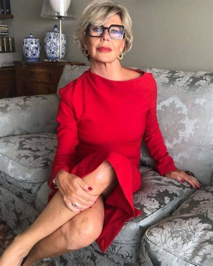 Embracing The Allure Of Sexy Older Women
