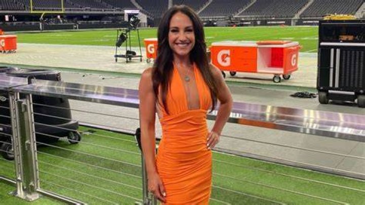 Emily Compagno Biography, Height & Life Story Super Stars Bio