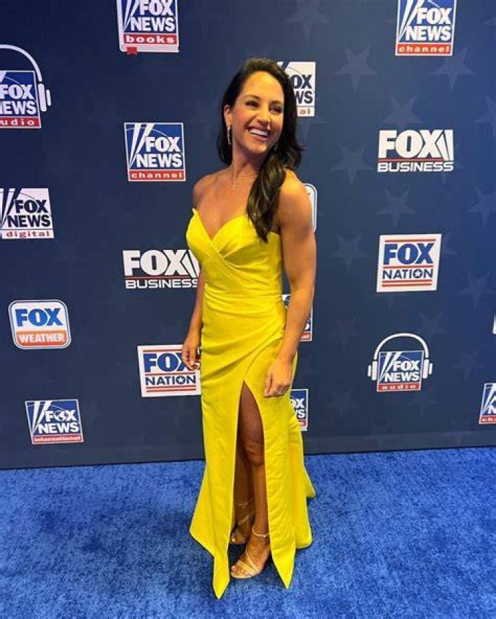 Emily Compagno of Fox News r/hot_reporters