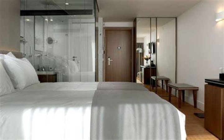 Experience Luxury And Comfort At Electra Hotel Ermou Street