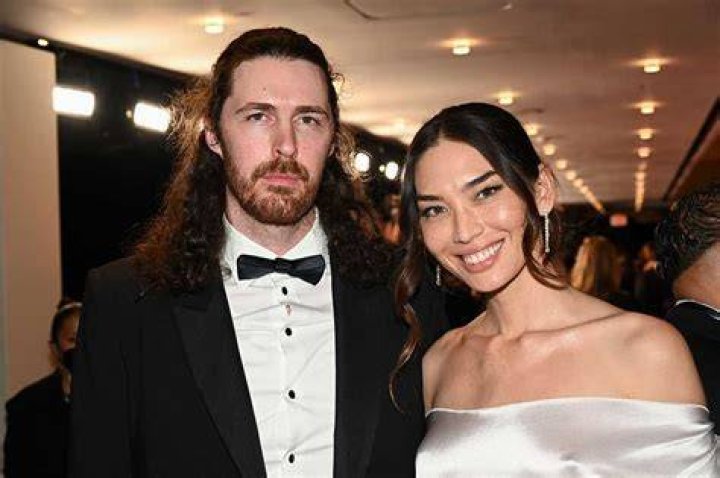 Exploring Hozier's Relationship With Hannah: The Story Behind The Music