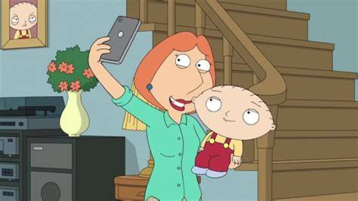 Family Guy Reveals Stewie's Real Voice & Sexuality
