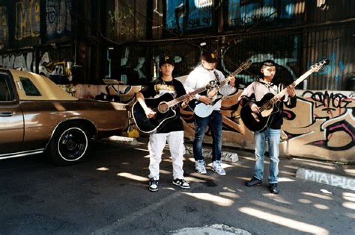 Family trio Yahritza y Su Esencia Latin music's new stars Los