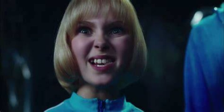 Fan Casting Alyvia Alyn Lind as Violet Beauregarde in The Chocolate Factory (2022) on myCast