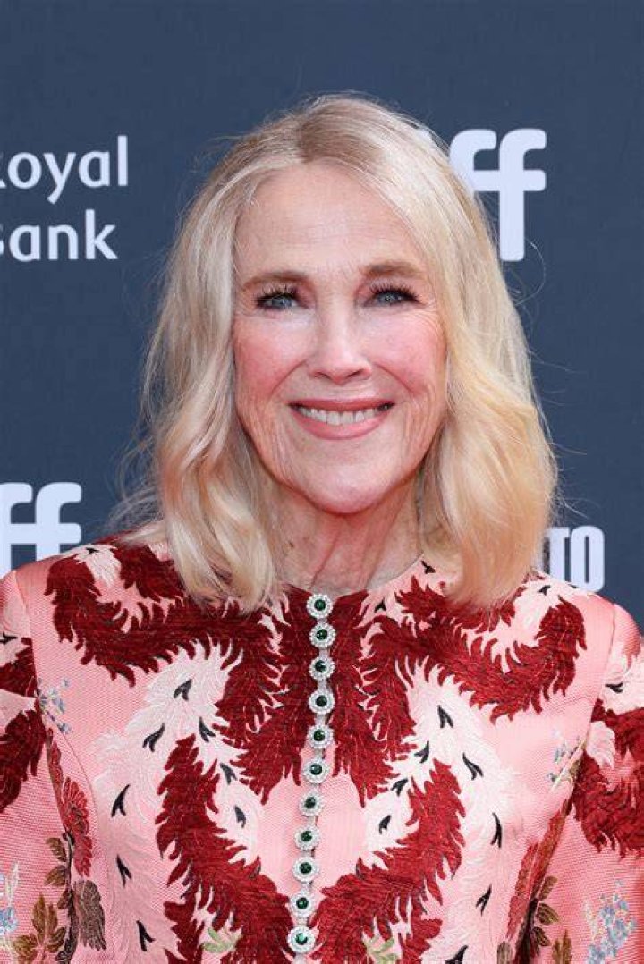 Fan Casting Catherine O'Hara as Candy Borowski in Night in the Woods on myCast