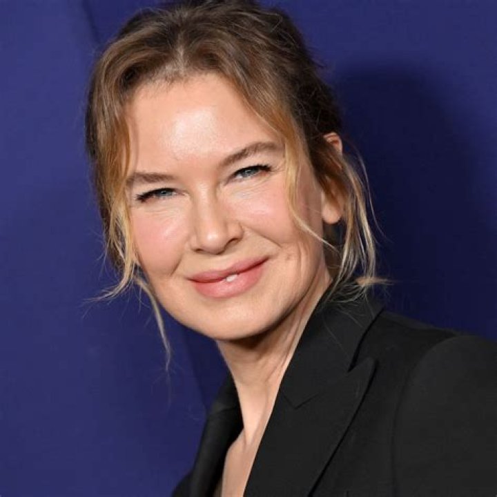 Fan Casting Renée Zellweger as Camille toh in Sausage Party (2003) on myCast