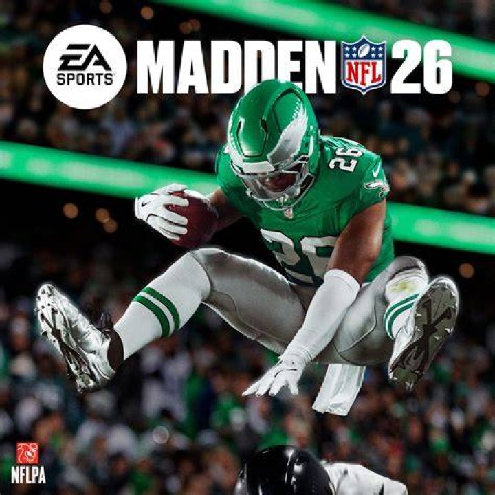 Football player jumping in Madden 24.