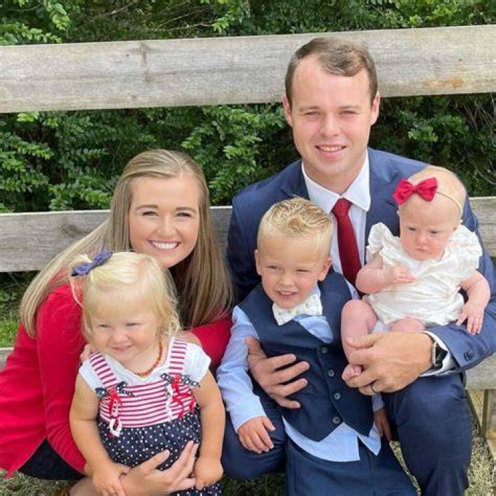 Four minor children were taken into the care of Child and Family Services following the investigation, and two were rushed to hospital. Photo / Instagram / abbeyfranke_8passengers