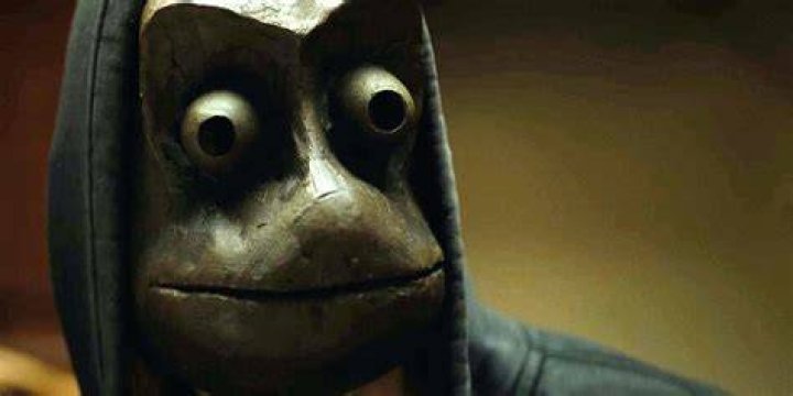 Frog mask in I See You