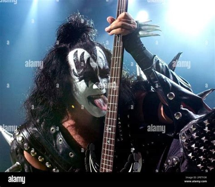 Gene Simmons Auctions KISS Robert Graham Leather Wallet w/Gene