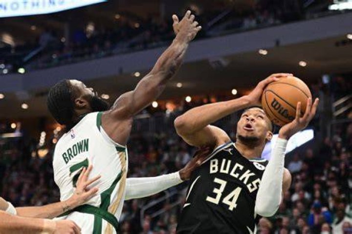 Giannis Antetokounmpo Sends NBA 3-word Warning After Raining Hell on Celtics