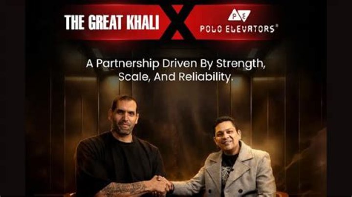 Great Khali interferes in the Punjabi Prison match