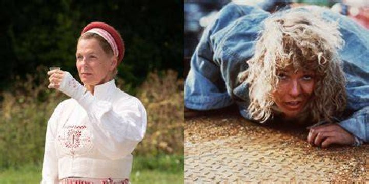 Gunnel Fred in Midsommar and Strul