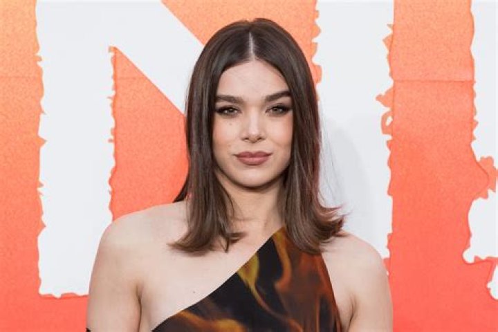 Hailee Steinfeld as Tracy McCallister in Home Alone