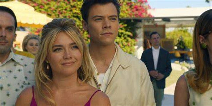 Harry Styles and Florence Pugh in Don't Worry Darling