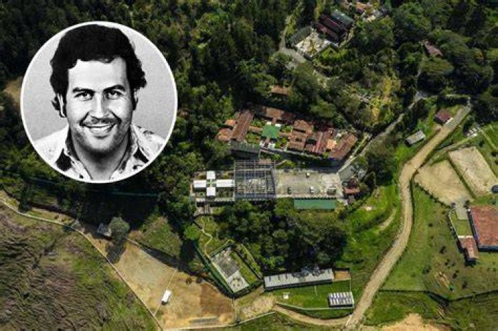 How Much Was Pablo Escobar Making? A Deep Dive Into The Infamous Drug Lord's Wealth