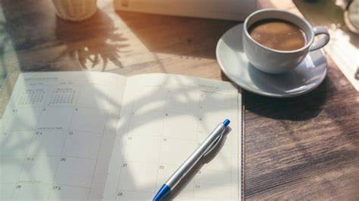 How Often Should You Really Be Booking Sugaring Appointments?