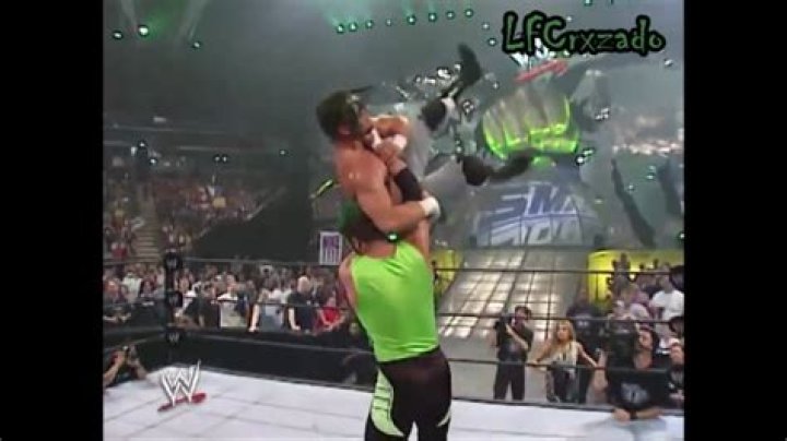 Hurricane Chokeslam 