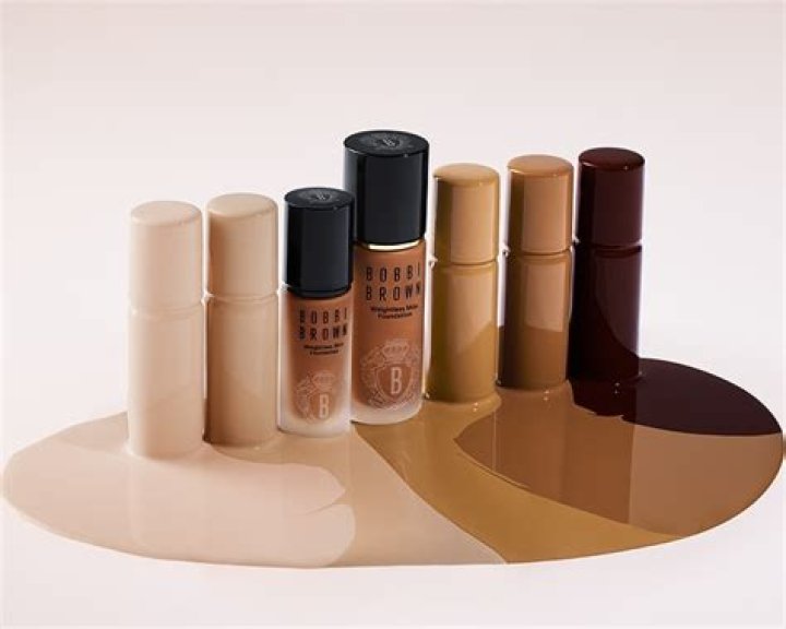 Inside Makeup Mogul Bobbi Brown's Lavish Life