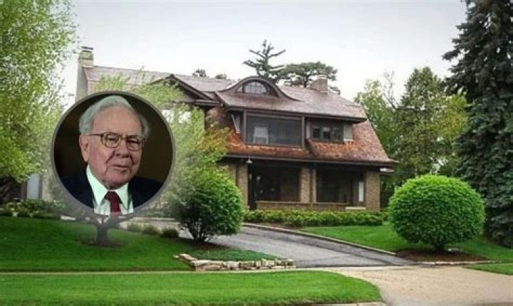 Inside Warren Buffett's house: The Oracle of Omaha's luxurious residence