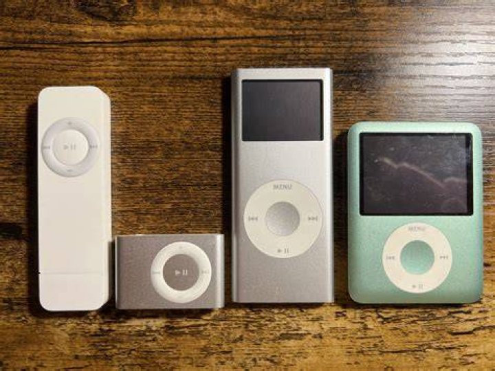 iPods were one of the coolest gifts around in the early 2000s. Photo / Ozier Muhammad, The New York Times