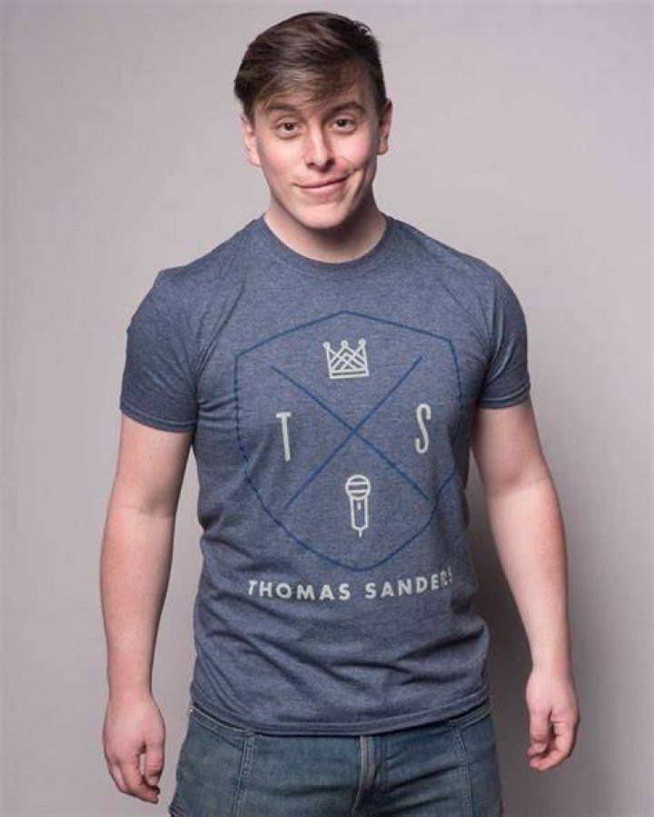 Is Thomas Sanders gay? What is his net worth and life history