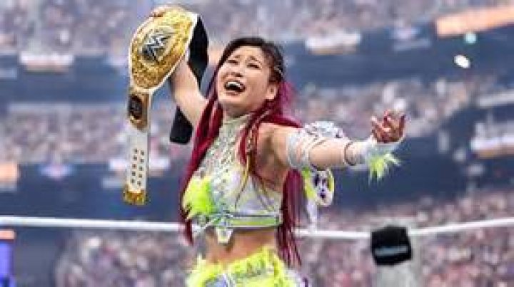 Iyo Sky WWE Women's Champion Crown Jewel 2023 Cropped