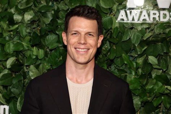 Jake Lacy Fan Casting