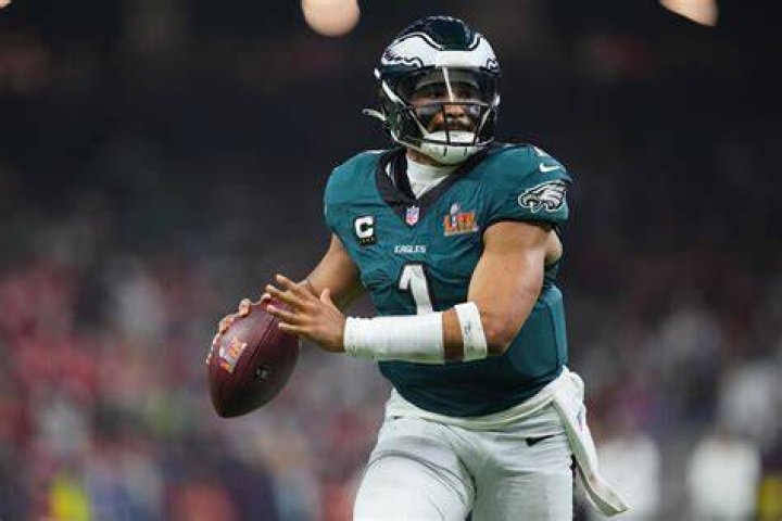 Jalen Hurts Breaks Silence as Philadelphia Eagles Suffer 17-Point Shocker
Against NY Giants