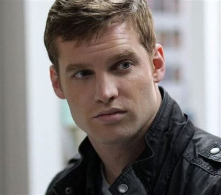 Jared Keeso Height, Weight, Age, Net Worth, Facts
