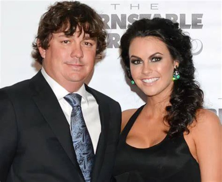Jason Nash's New Wife: A Deep Dive Into His Personal Life And Relationship