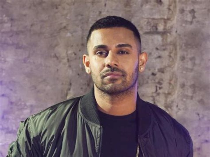 Jaz Dhami Picture