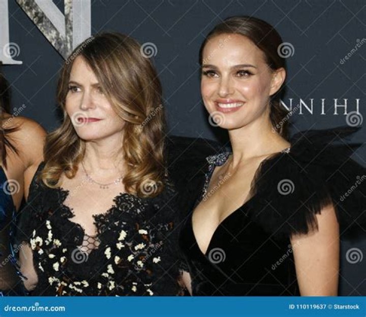 Jennifer Jason Leigh, Natalie Portman, Tuva Novotny, Tessa Thompson and Gina Rodriguez in Annihilation. Photo / Netflix