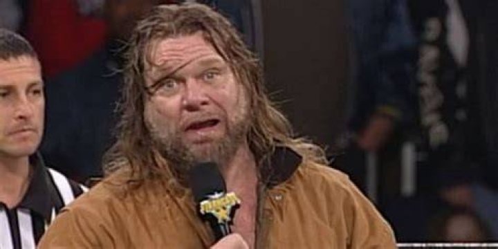 Jim Duggan cutting a promo in WCW.