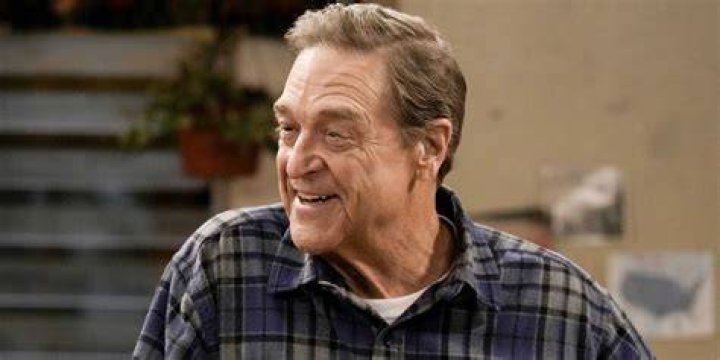 John Goodman in The Conners and Roseanne cast