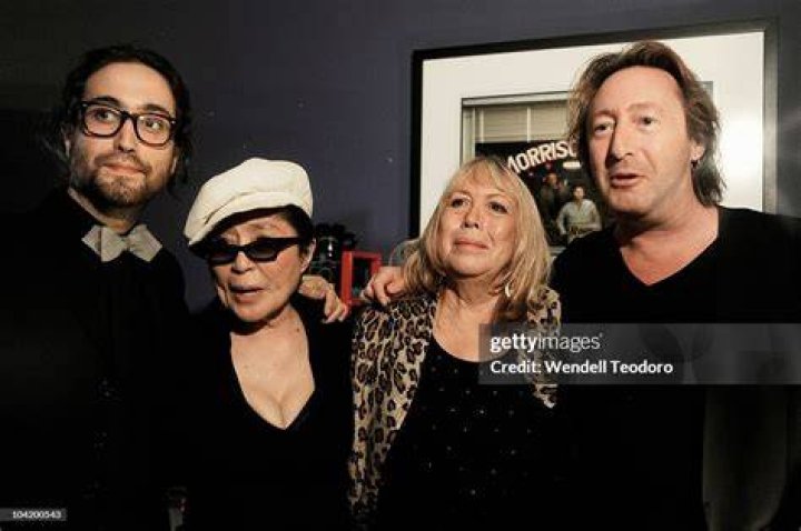 Julian Lennon height