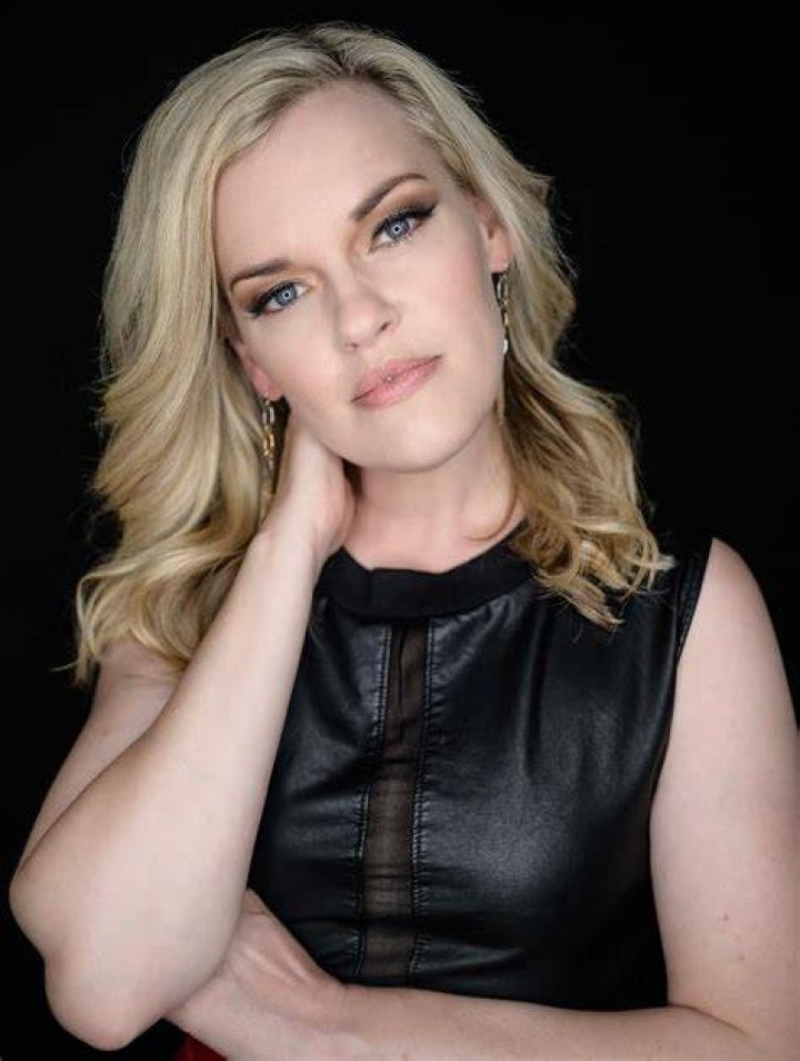 Kari Wahlgren as Luna in Dota: Dragon's Blood on Netflix