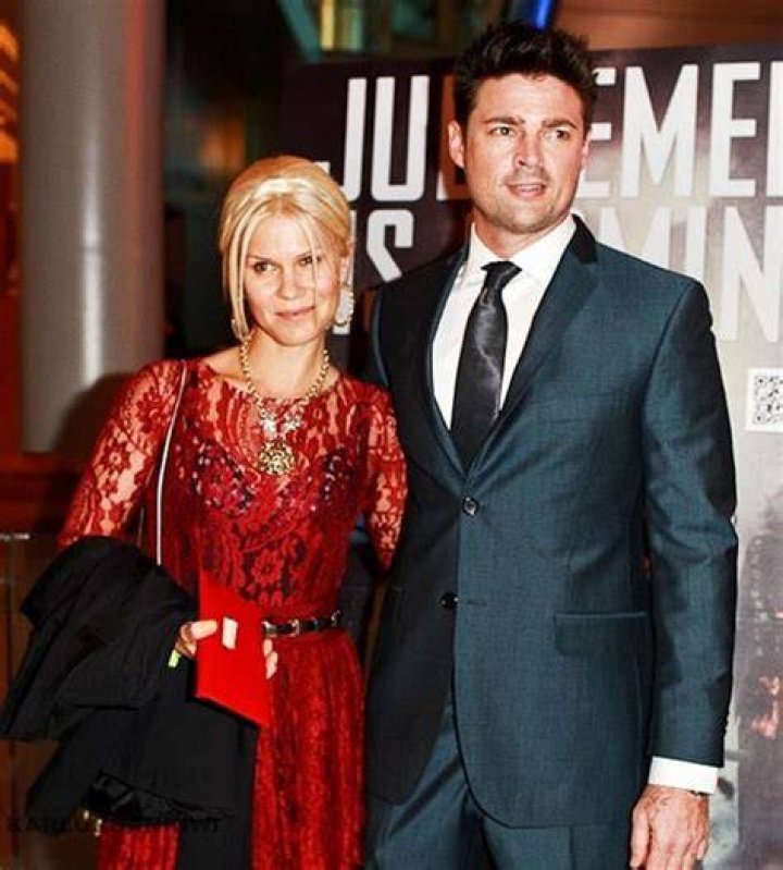 Karl Urban films racy scene with Hollywood babe Sofia Vergara