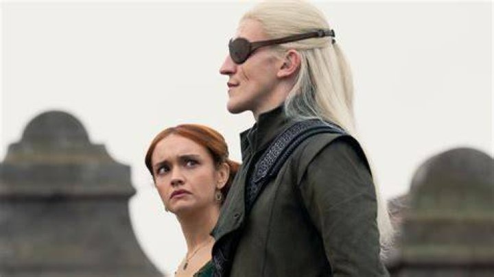 Kate Cast and character guide woody harrelson