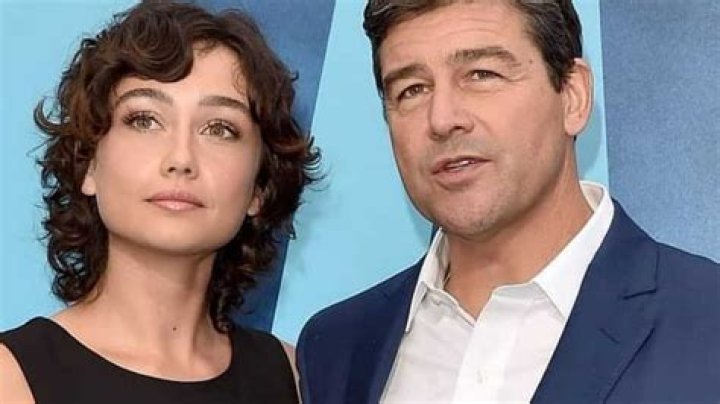 Kathryn Chandler bio: age, married, affair, nationality