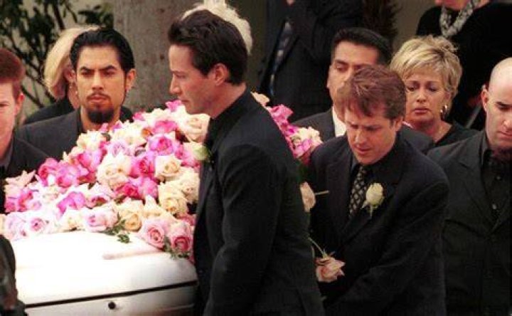 Keanu Reeves Y Jennifer Syme Celebrities El Mundo vrogue.co