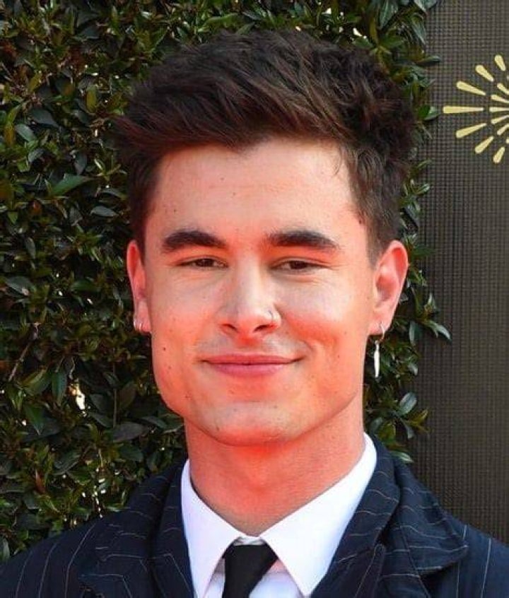 Kian Lawley net worth